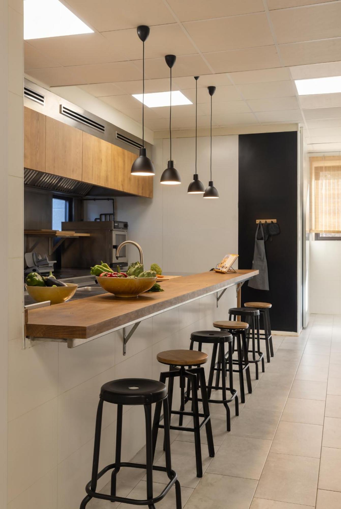 Can Bufi Espectacular Casa Con Piscina Interior Llagostera Exteriör bild