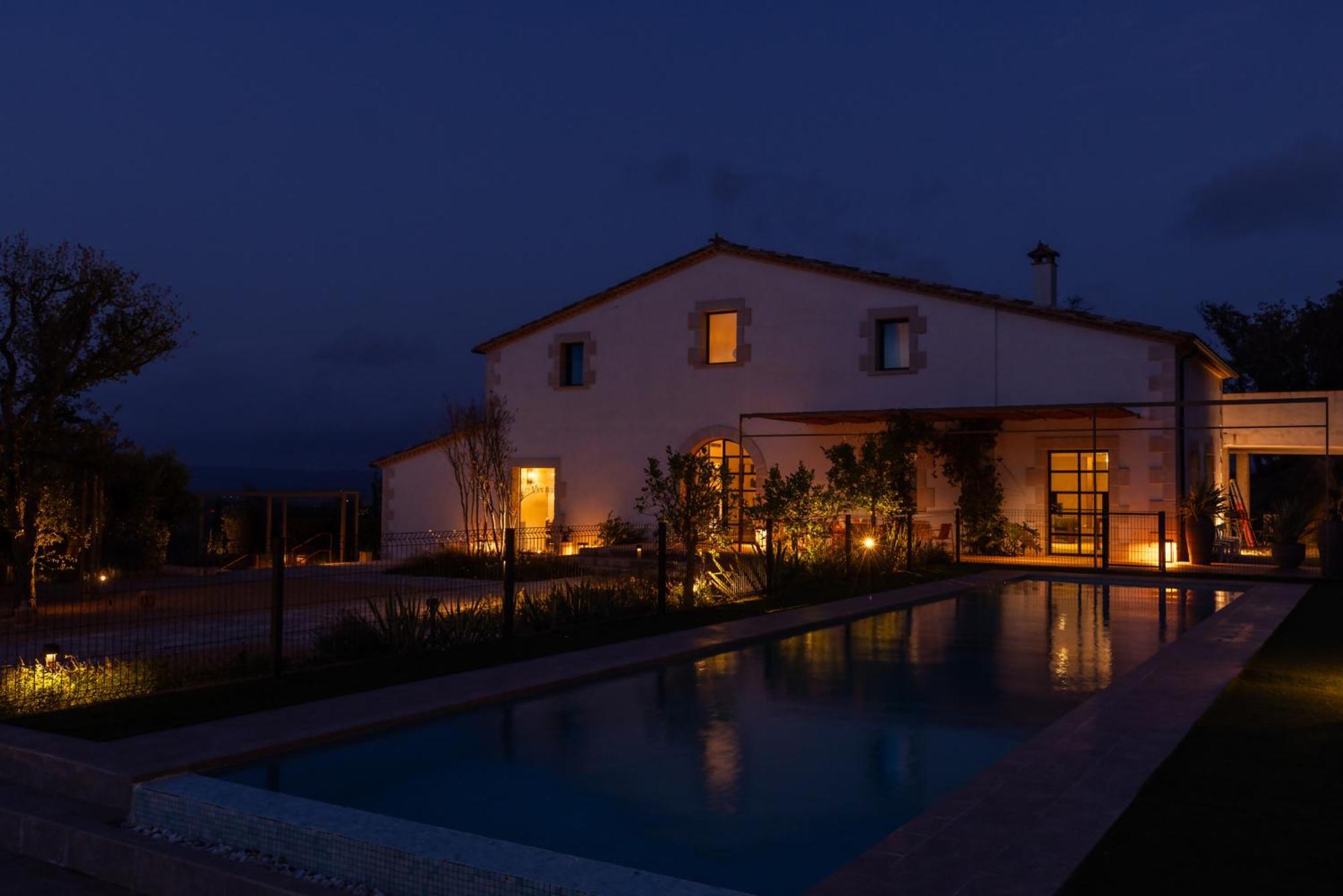Can Bufi Espectacular Casa Con Piscina Interior Llagostera Exteriör bild